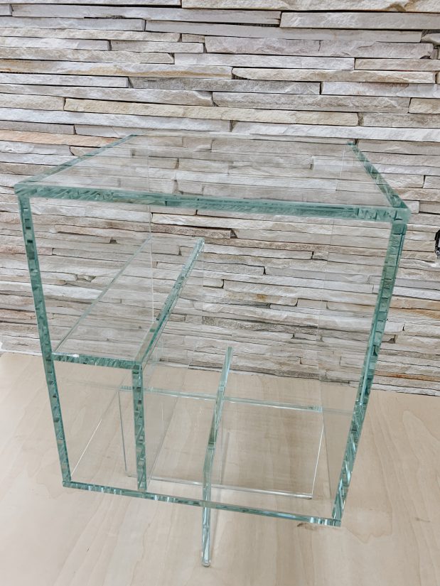 Custom Glass Shelves / Furniture View